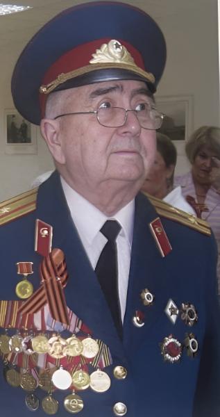 Калиновский Леонид Степанович