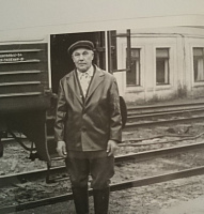 ПОКОЛЕНИЕ ПОБЕДИТЕЛЕЙ: Дед В.Н.Баринова, заведующего нефрологическим отделением педиатрического корпуса