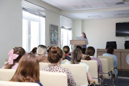 В Перинатальном центре СОКБ им. В.Д. Середавина прошли лекции для будущих мам на тему здорового материнства