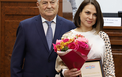 На итоговой коллегии министерства здравоохранения Самарской области вручили награды специалистам отрасли.